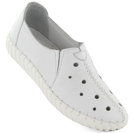 Sapatos femininos de couro com aberturas, branco Artiker 54C0560 Sapatos femininos de couro com aberturas, branco Artiker 54C0560