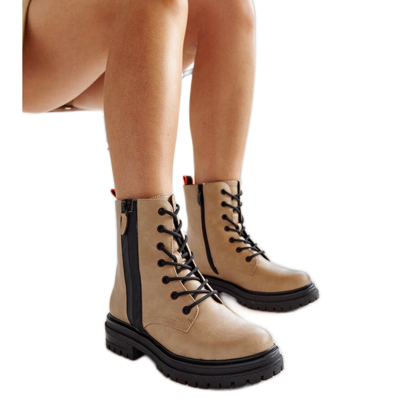 Botas Musnah com isolamento bege Botas Musnah com isolamento bege