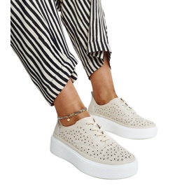 Calçados esportivos de couro bege