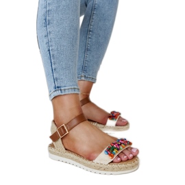 Sandálias bege com pedras Galatine coloridas