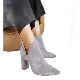 Botins assimétricos de salto alto cinza de Taylan