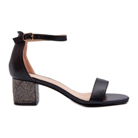 Sandálias femininas confeccionadas em couro ecológico com salto alto decorado, Wiatalia preta preto Sandálias femininas confeccionadas em couro ecológico com salto alto decorado, Wiatalia preta preto
