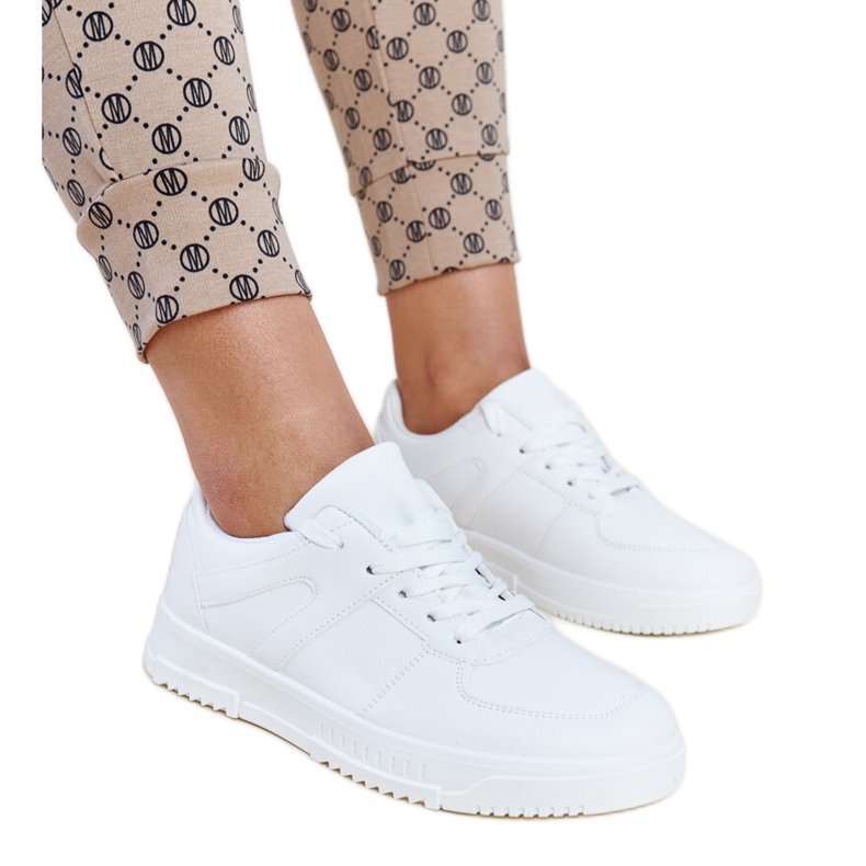 Tênis esportivo Hagara branco