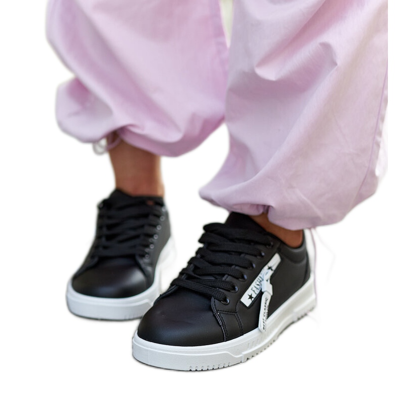 Tênis Brecht de couro ecológico preto