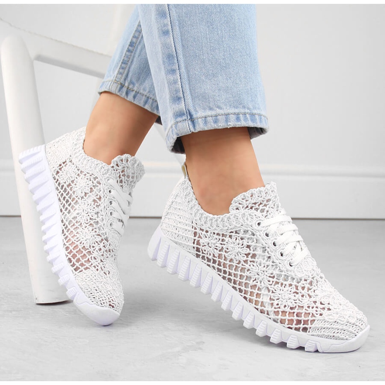 Calçado desportivo feminino de renda branca T.Sokolski 1982 branco