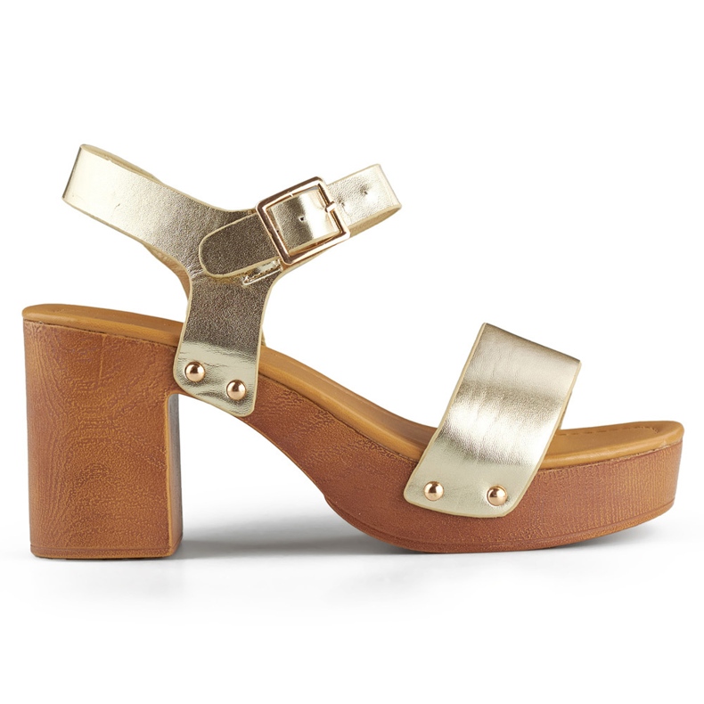 Sandálias douradas com salto plataforma de madeira dourado Sandálias douradas com salto plataforma de madeira dourado