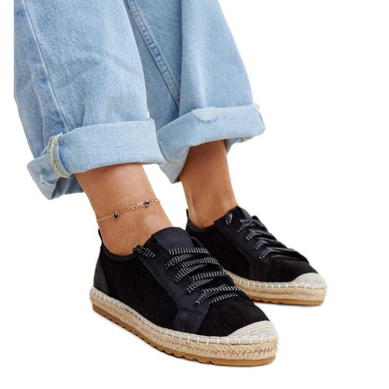 Alpercatas esportivas Naila pretas preto