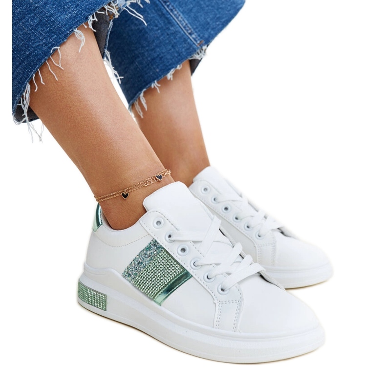 Tênis Giulia branco e verde com strass Tênis Giulia branco e verde com strass