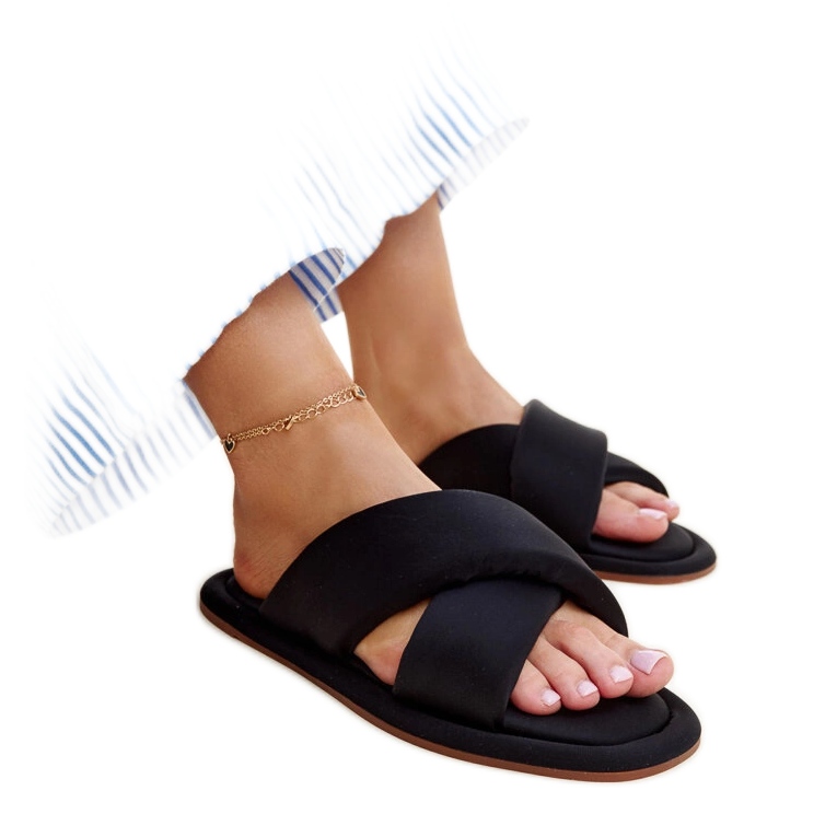 Os chinelos pretos de Rand