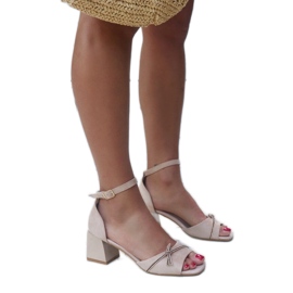 Sandálias de salto alto com palmilha de couro Asila bege