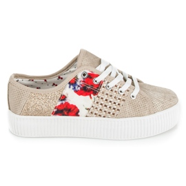 Kylie Tênis feminino na plataforma marrom