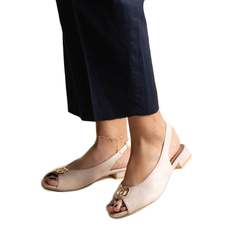 Sandálias slip-on bege com salto baixo Teyla Sandálias slip-on bege com salto baixo Teyla