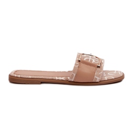 Chinelos femininos brilhantes com decoração bege na biqueira