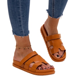 Chinelos de velcro marrons da Kassis marrom