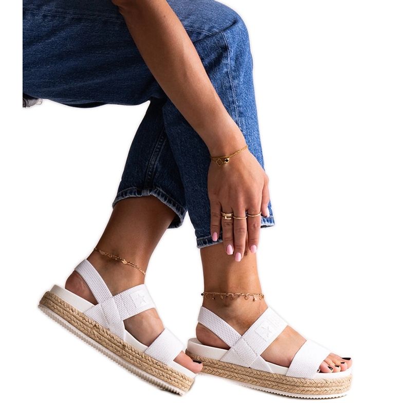 Sandálias brancas Big Star LL274857 branco