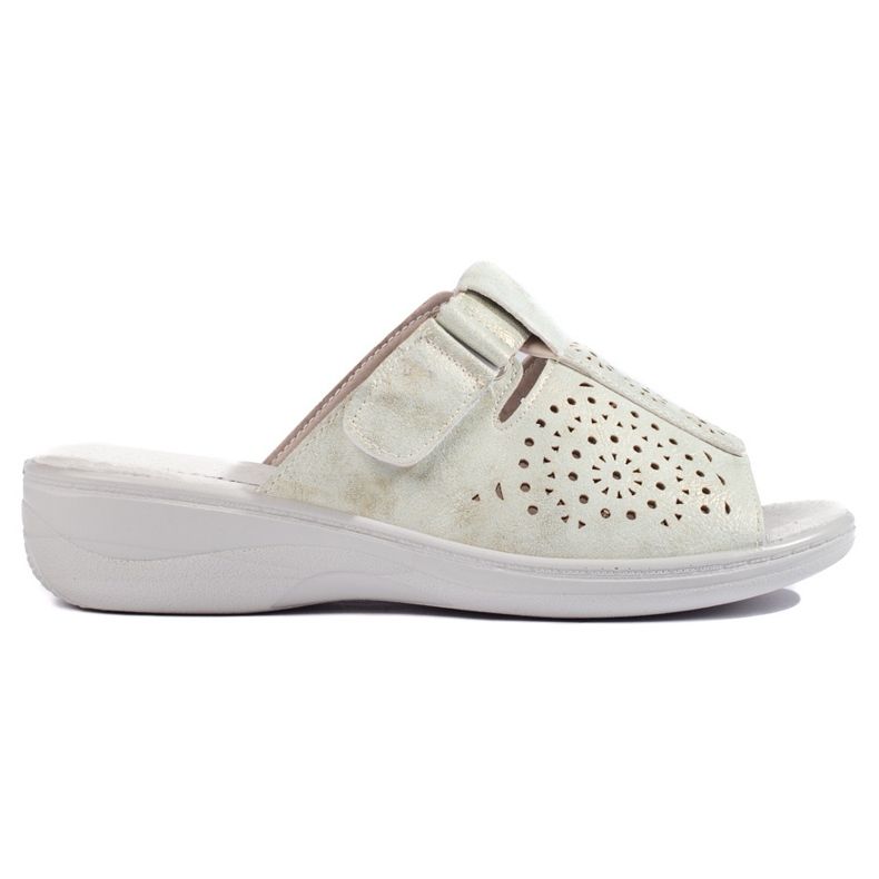 Chinelos femininos abertos com cunha confortável cinza