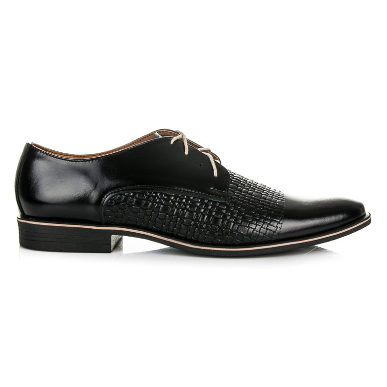 Lucca Sapatos com um padrão preto