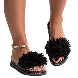 Chinelos pretos com flores Levina