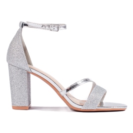 Sandálias femininas prateadas de salto alto prata