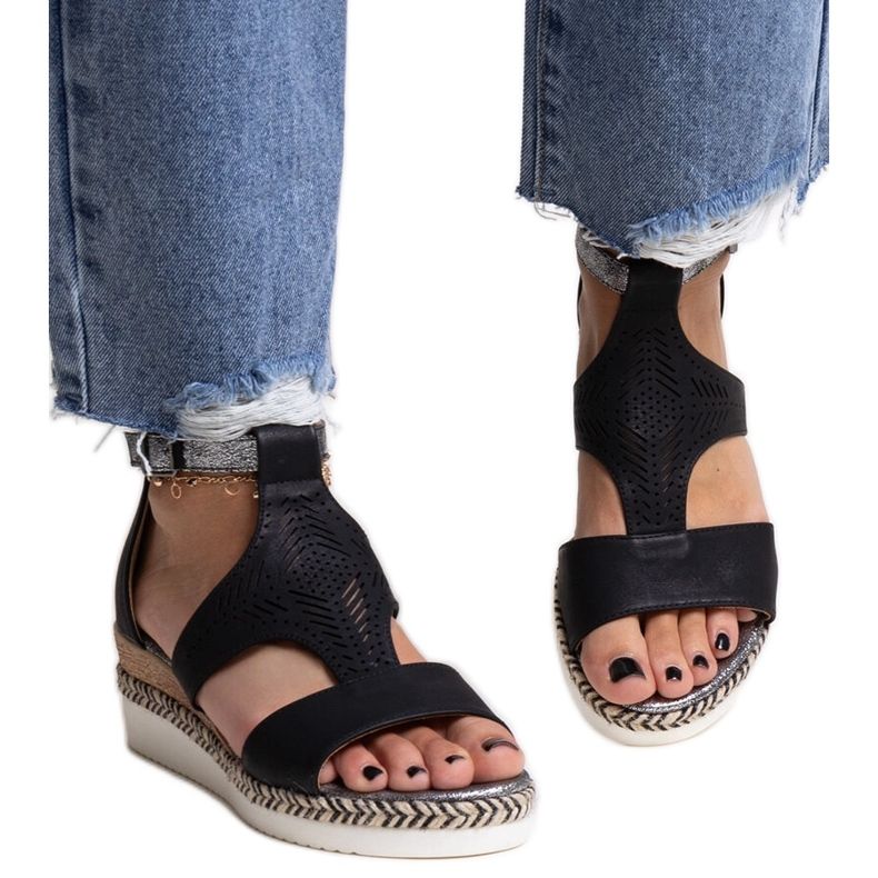 Sandálias pretas de cunha baixa Tiuma preto