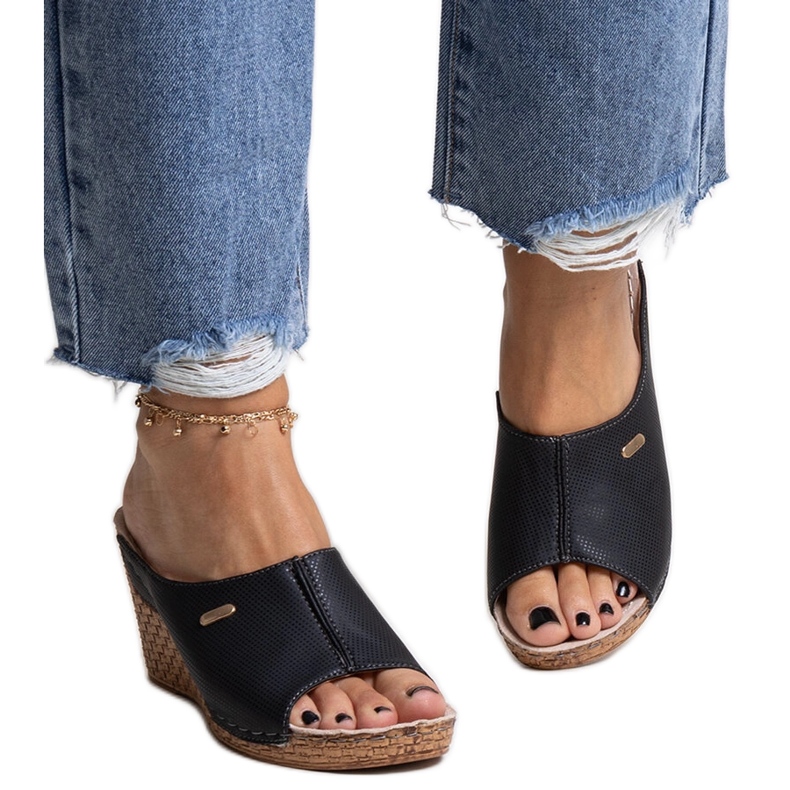 Sandálias pretas de cunha em couro ecológico Penelopina preto