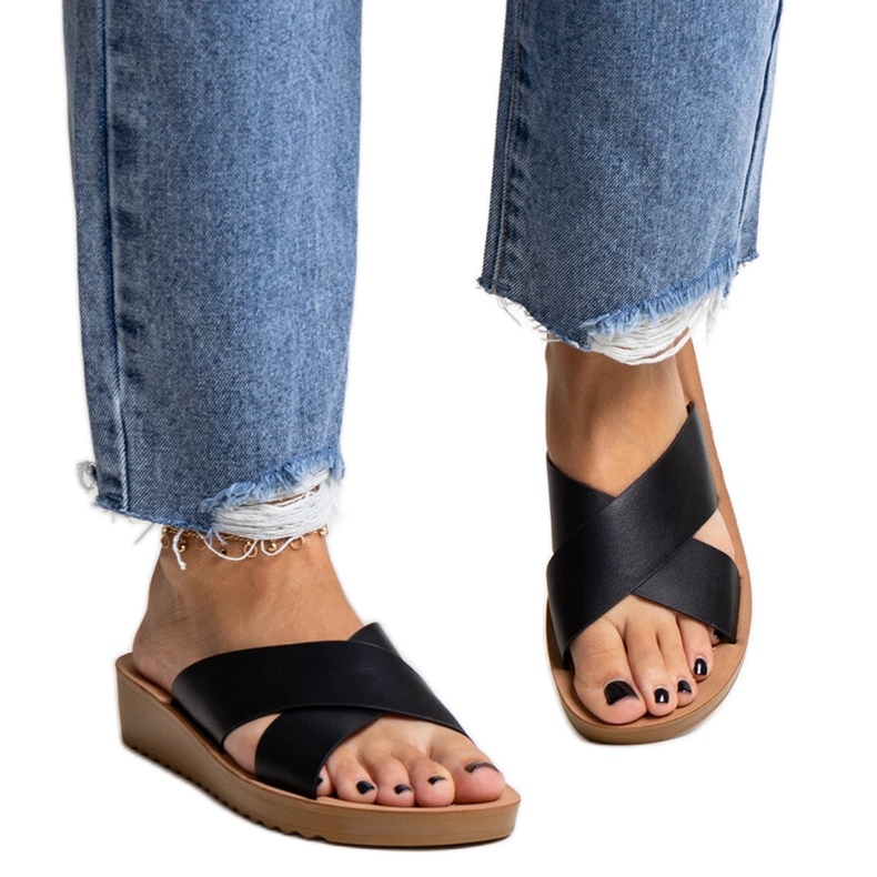 Mulas de cunha pretas em couro ecológico Burtuka preto