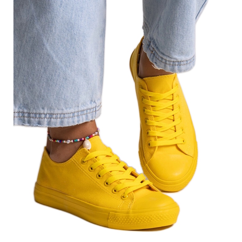 Tênis Nudar clássico amarelo