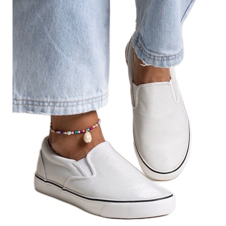 Tênis Lublubah branco brilhante