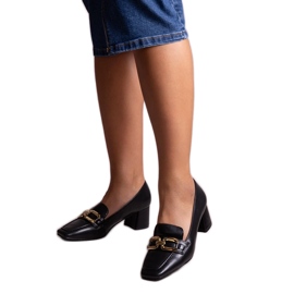 Sapatos pretos de bico quadrado da Alhena Sapatos pretos de bico quadrado da Alhena