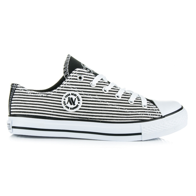 Tênis new age branco preto