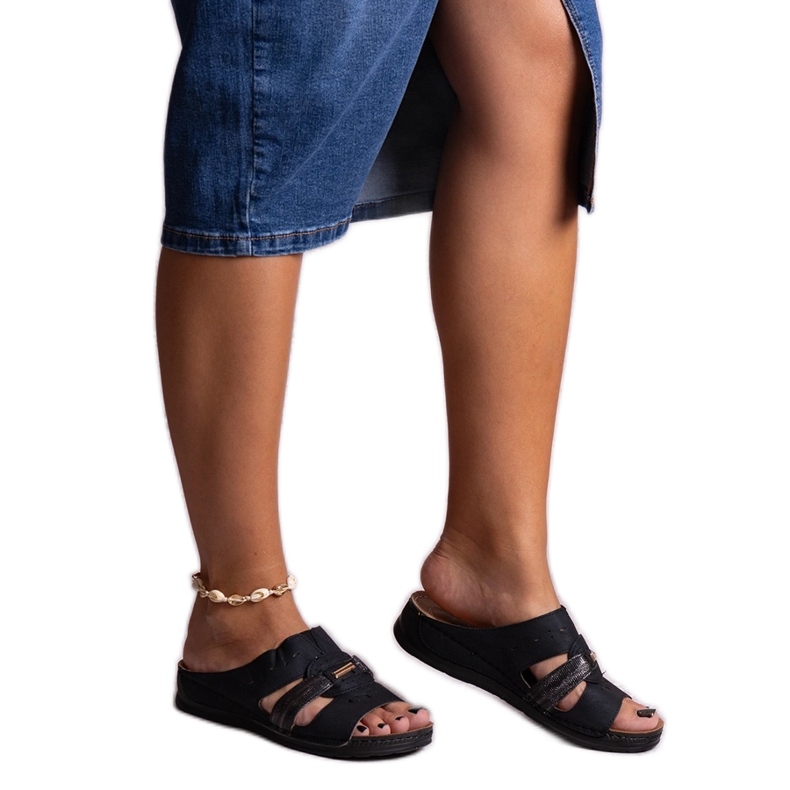 Chinelos Karime clássicos pretos