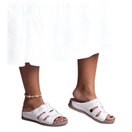 Chinelos Karime clássicos brancos