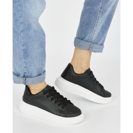 Calçados esportivos femininos com plataforma preta preto