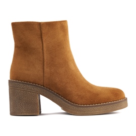 Botins femininos castanhos marrom