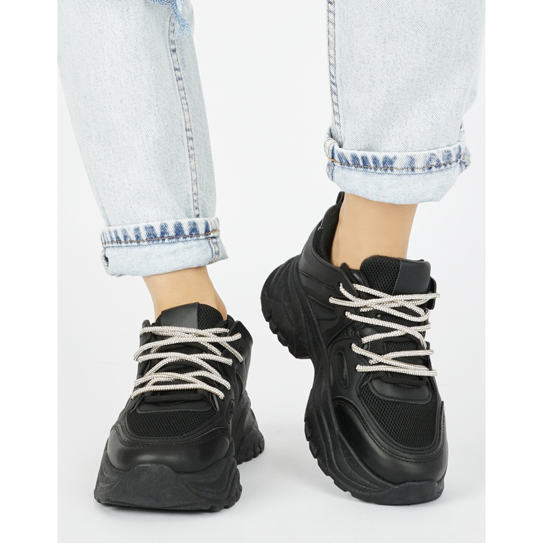 Tênis pretos femininos