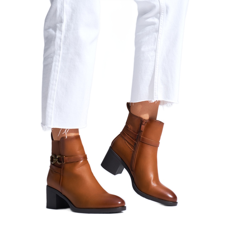 Botins camel femininos com salto alto castanho