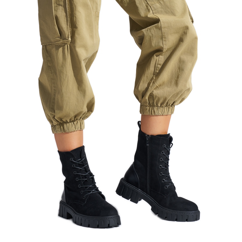 Botas de trabalho com cadarços para mulheres negras preto