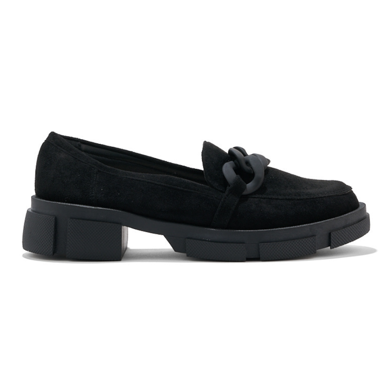 Mocassins femininos negros com corrente decorativa preto