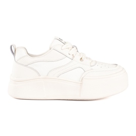 Calçado desportivo feminino branco com sola alta