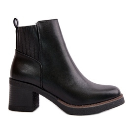 Botas femininas isoladas com salto alto couro ecológico preto Irittes preto