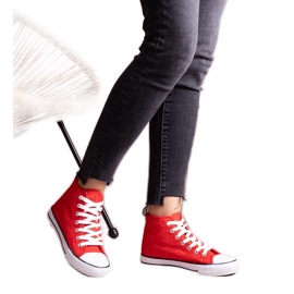 Tênis cano alto vermelho com renda Bonifakima Tênis cano alto vermelho com renda Bonifakima