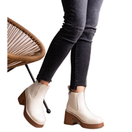 Botins bege da Lidea