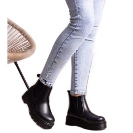 Botins pretos com plataforma Lessay