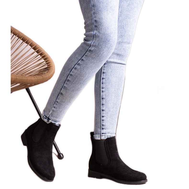 Botins pretos slip-on da Szamiran