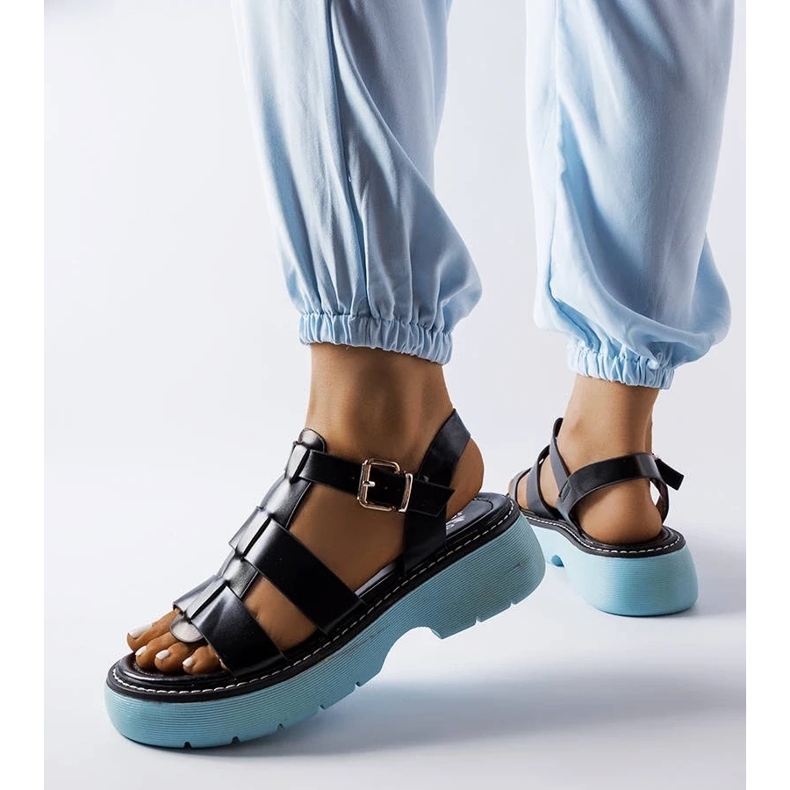 Calçados esportivos femininos verdes e brancos