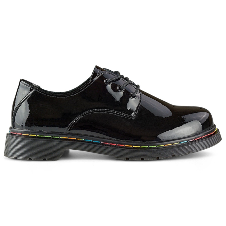 Oxfords femininos de couro preto envernizado, couro natural