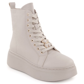 Botas de couro bege sobre plataforma com ursinho de pelúcia Vinceza 66701