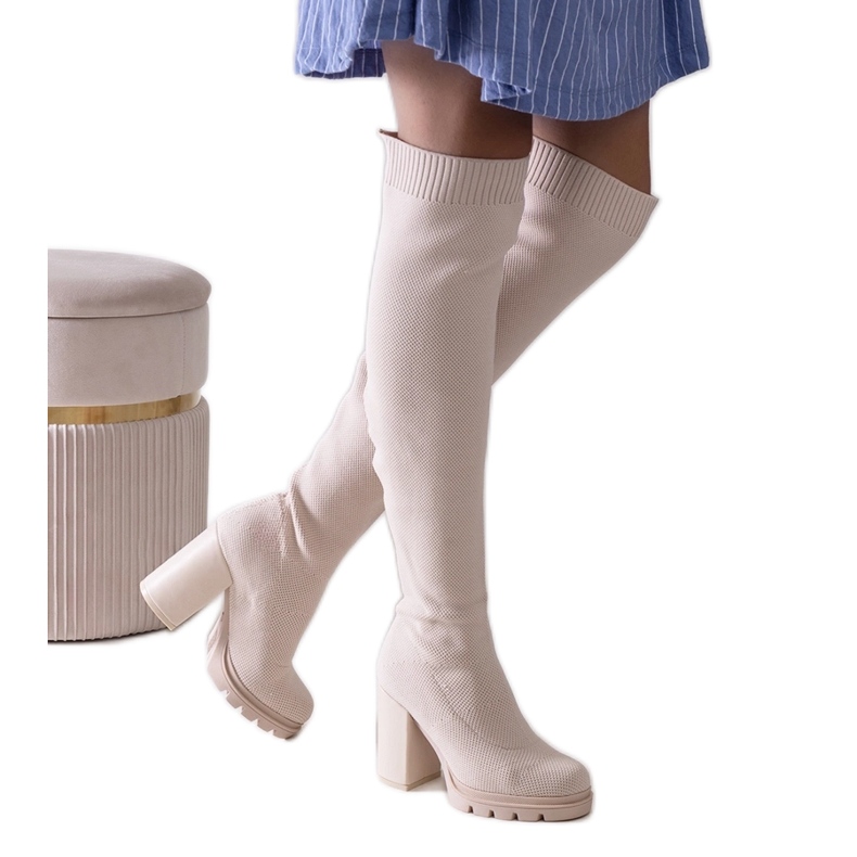 Botas longas bege de salto alto Lija