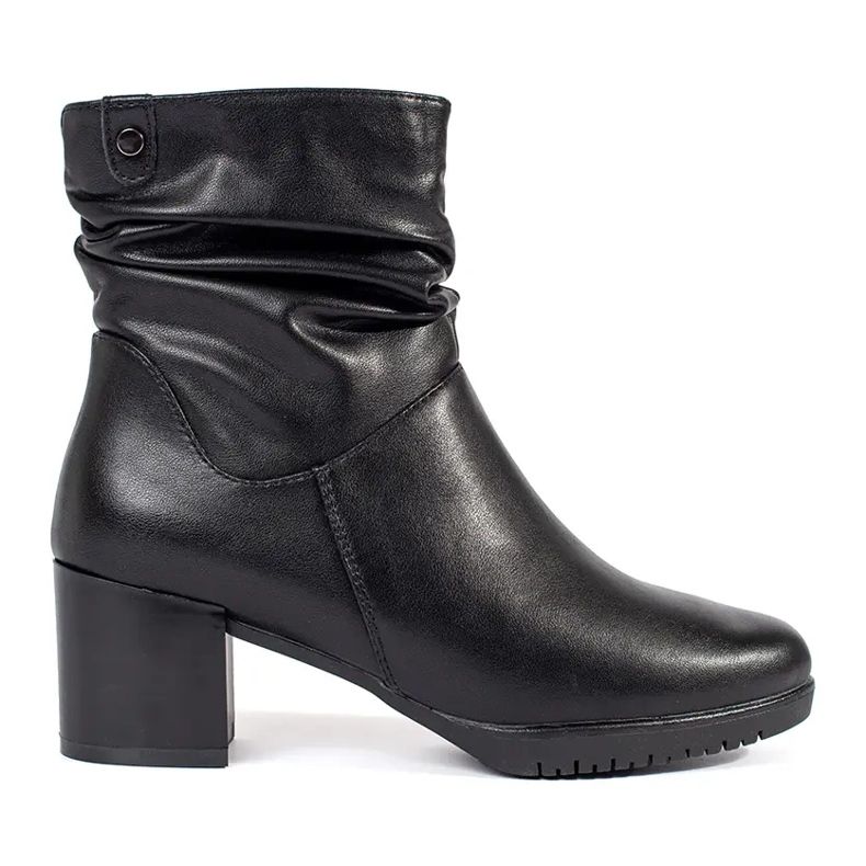 Botins femininos de couro preto com parte superior com babados de Sergio Leone
