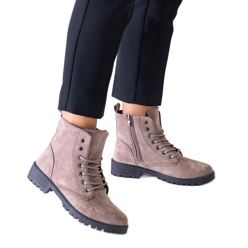 Botas de trabalho em camurça ecológica marrom na plataforma Barosa castanho